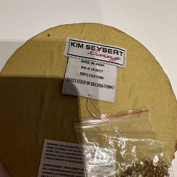 Kim Seybert Beaded Drink Coasters (set of 8) - Picture 4 of 8